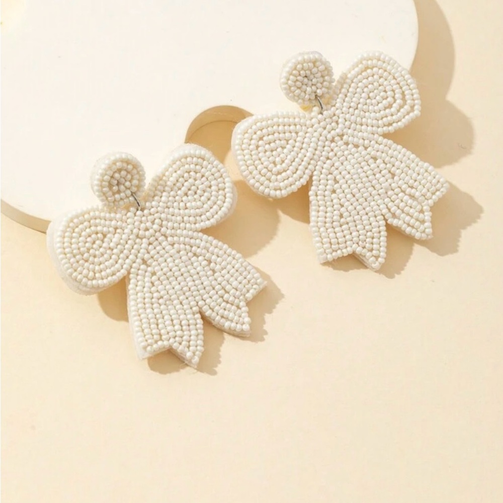 1pair Stainless Steel Beaded Handmade Bow Tie Earrings Beige